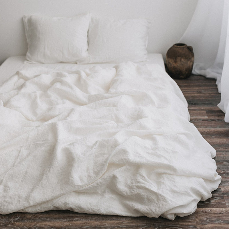 white Linen bedding