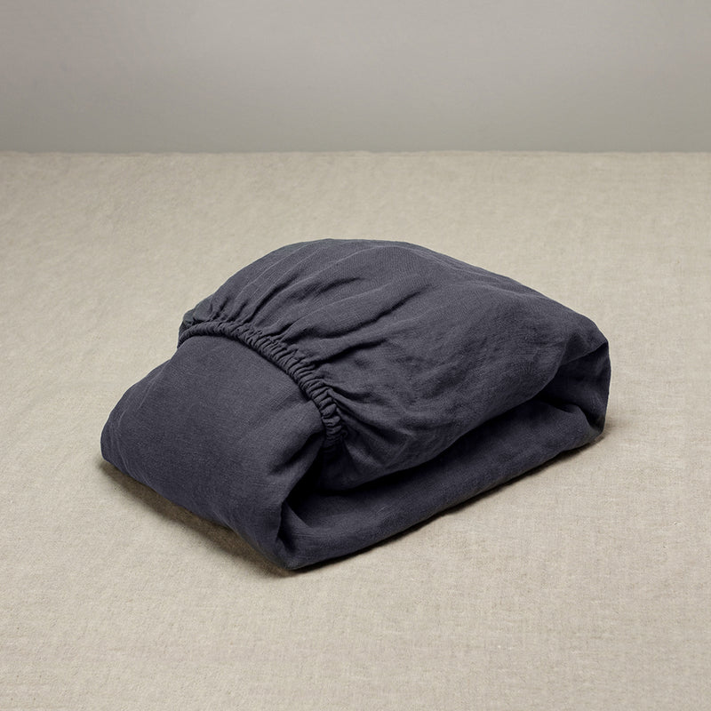 Folder anthracite gray linen fitted sheet