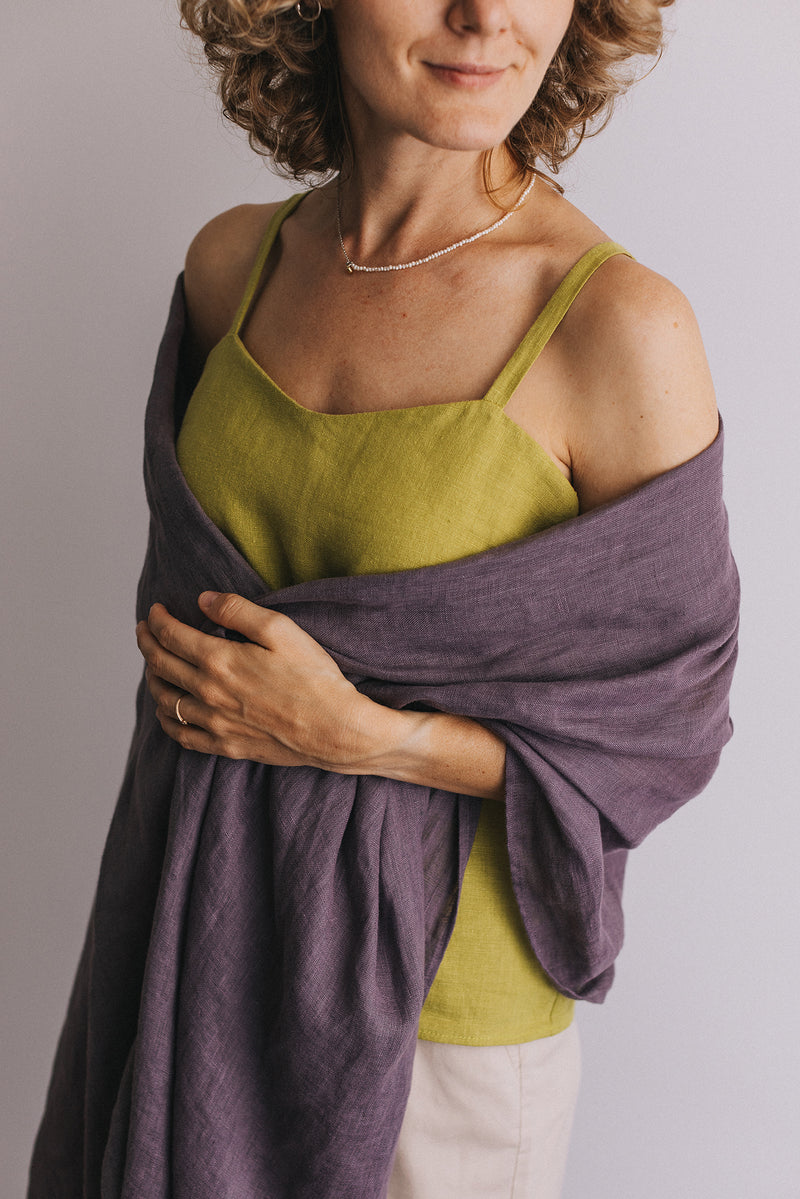 woman in aubergine violet Linen scarf and yellow-green t-shirt